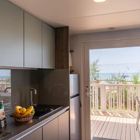 Mare Family Village 3*